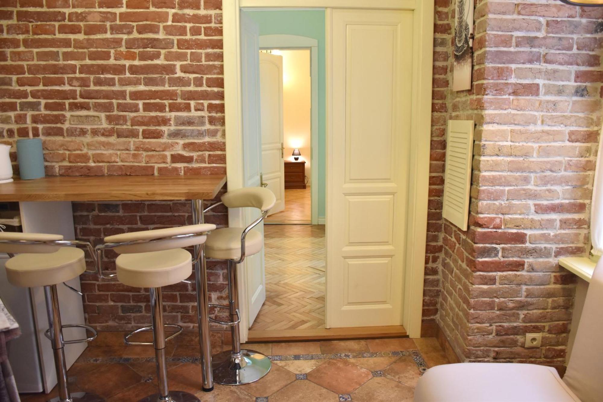 Renewed Central Apartment Leopoli Esterno foto